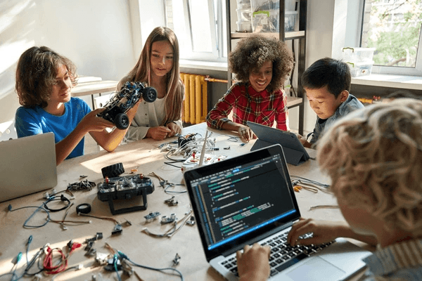 Students Learning STEM Activity